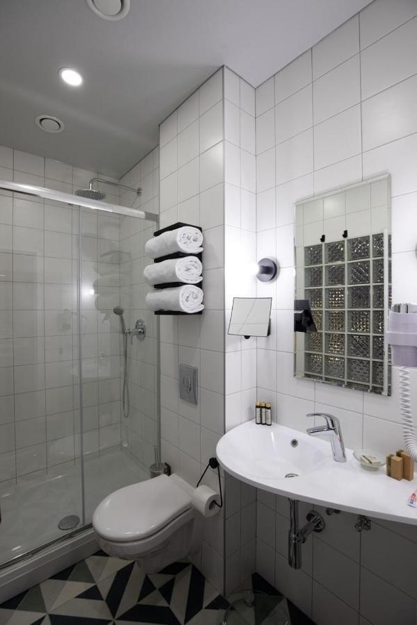 Four Rooms City Charkiw Exterior foto